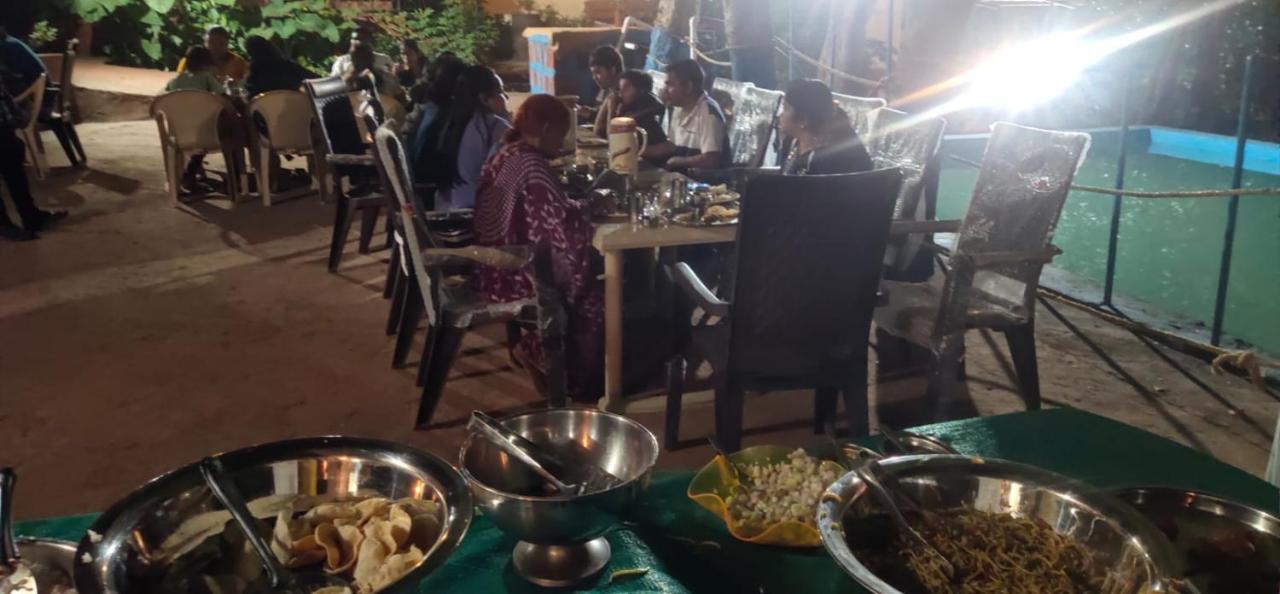 Resort Park View Kathiyawadi Matheran Ngoại thất bức ảnh