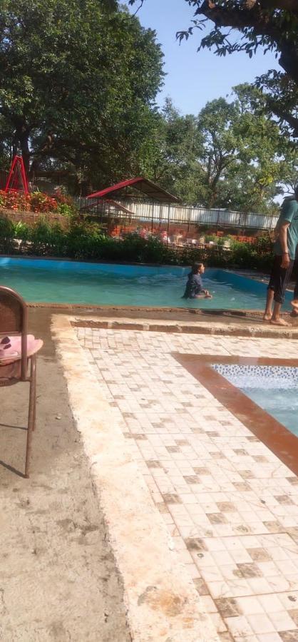 Resort Park View Kathiyawadi Matheran Ngoại thất bức ảnh